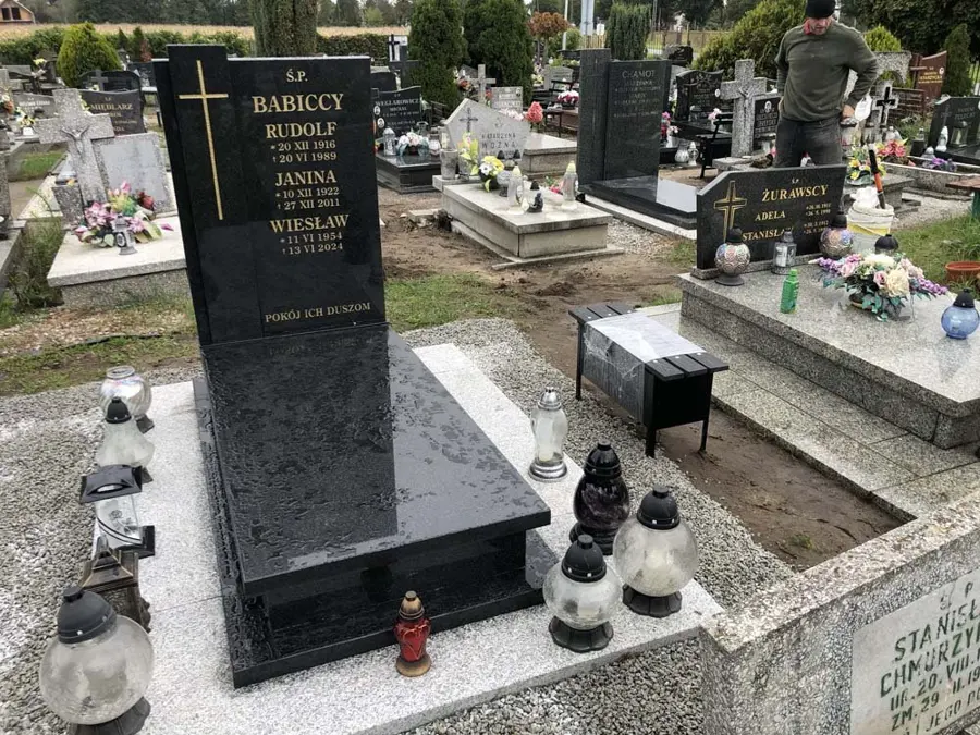 Nagrobek pojedynczy, realizacja eGranit