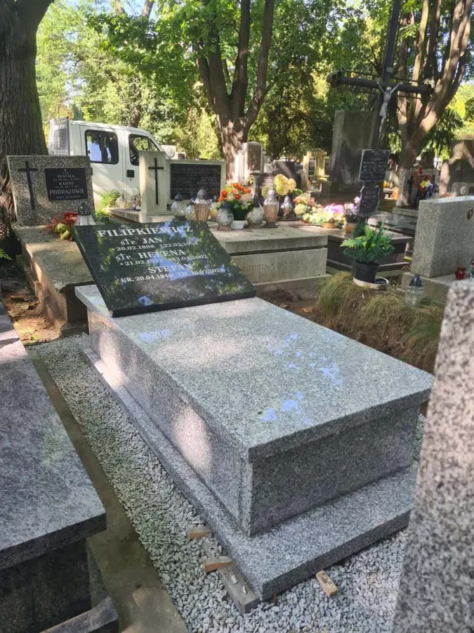 Nagrobek pojedynczy, realizacja eGranit