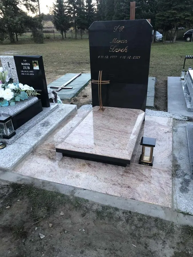 Nagrobek urnowy, realizacja eGranit