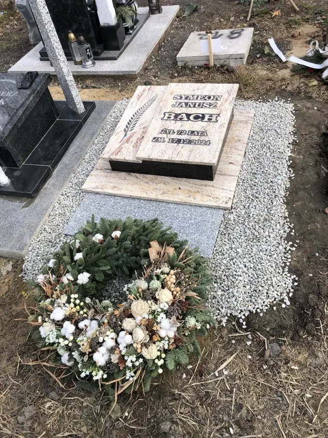 Nagrobki urnowe, realizacja eGranit