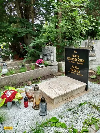 Nagrobek urnowy, realizacja eGranit